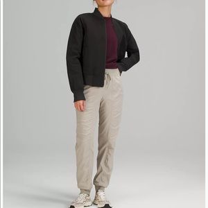 NWOT Lululemon Athletica black non stop reversible bomber jacket 6